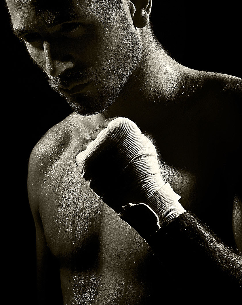 luchador mma mirada al frente