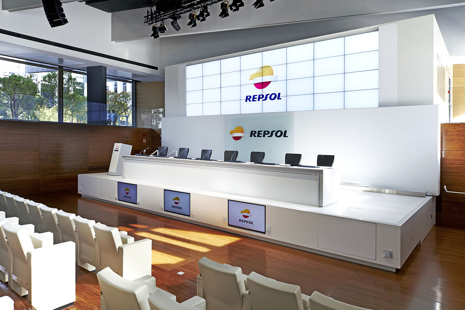 repsol campus auditorio