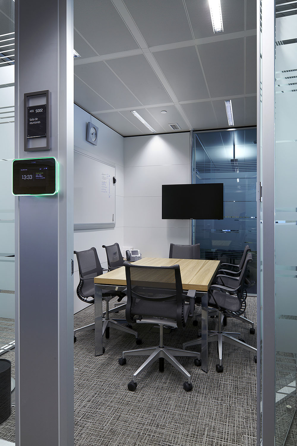 repsol campus sala reuniones pequeña